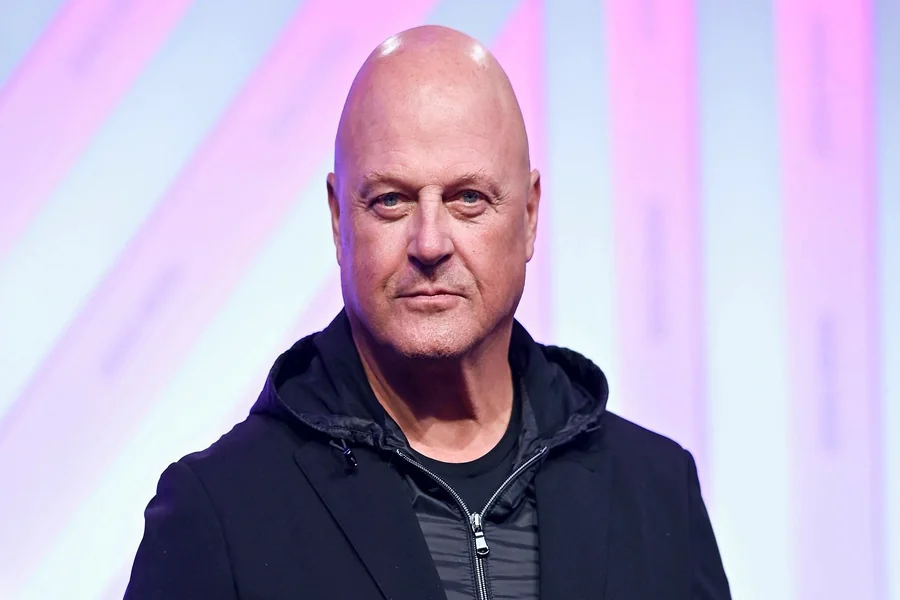 Michael Chiklis Net Worth